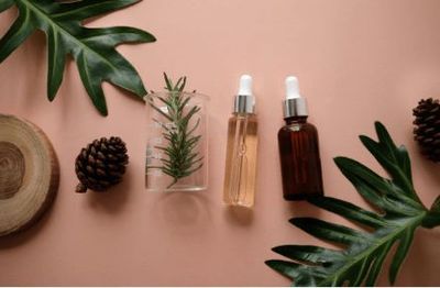 天然香料与美白成分的融合 化妆品行业的新焦点
